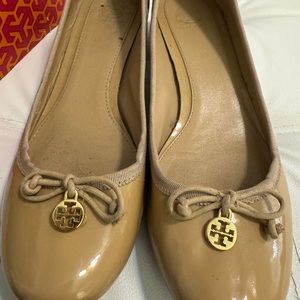 Tory Burch ballet pumps size 10